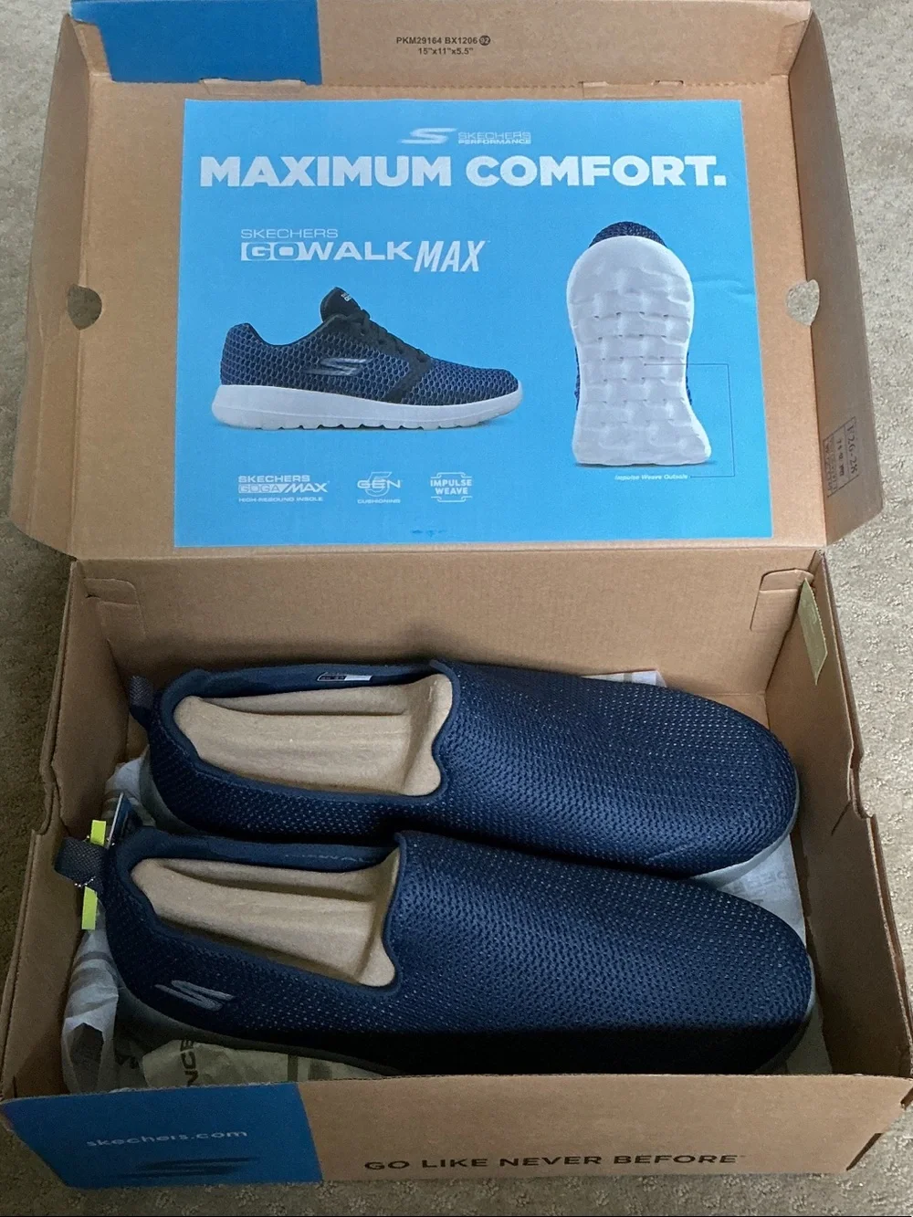 Skechers Slip-On Knit Loafers in Navy Men’s Size 15